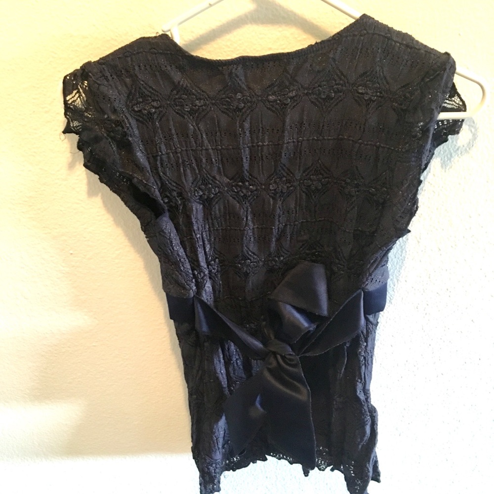 Lace Blue Top - Picture 2 of 4